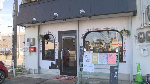 2N book cafe 外観 (500px).jpg