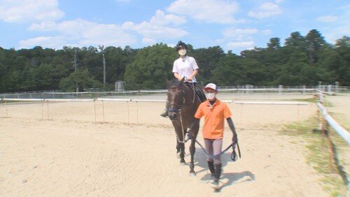 乗馬(梅岡)00000000 (500px).jpg