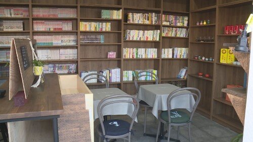 2N book cafe 内観 (500px).jpg